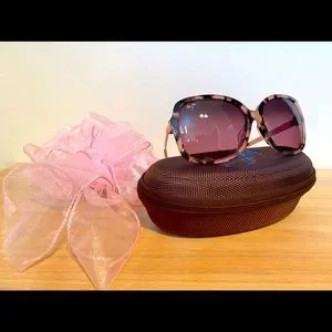 Maui Jim | Accessories | Maui Jim Malika Sunglasses | Poshmark display picture 2